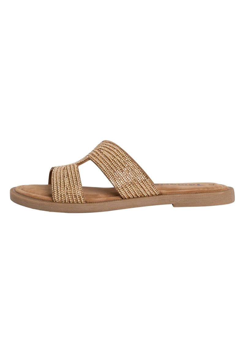 Sandali slide color tan con due cinghie tessute e strutturate e suola piana marrone. I dettagli cuciti lungo le cinghie aggiungono un accento sottile.