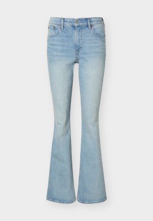 Φούτερ τζιν με ψηλή μέση σε ανοιχτό μπλε χρώμα, με φαρδύ πόδι, κουμπί μπροστά, φερμουάρ και σχέδιο με πέντε τσέπες σε μονόχρωμο φόντο.