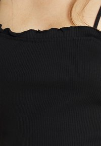 Pieces PCTEGAN STRAP DRESS - Vestido direito - black