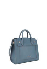 Modra teksturirana usnjena torbica z dvema ročajema, snemljivim ramenskim trakom, zlato obdelavo in sprednjim pokrovom.