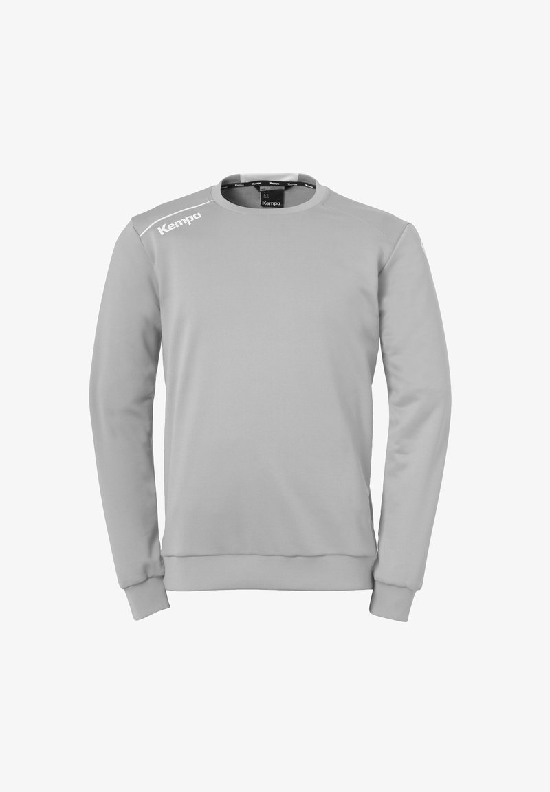 Sweatshirt gris en tissu doux, avec un col rond, des manches longues, des poignets côtelés et un logo blanc sur l'épaule gauche.
