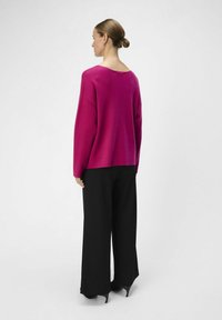 Object OBJREYNARD V-NECK PULLOVER FAIR - Strickpullover - sangria