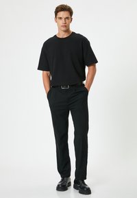 Koton - T-shirt basic