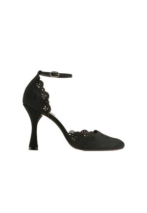 REGULAR FIT - TABITHA SIMMONS X ORTON ROUND TOE LASER CUT DETAIL  - Escarpins - black