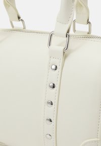 Even&Odd Kabelka - off-white