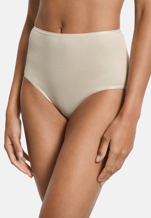 Beige hochgeschnittene Slips aus einer weichen, elastischen Baumwollmischung mit glatten Nähten und unsichtbarem Bund für ein nahtloses Erscheinungsbild.