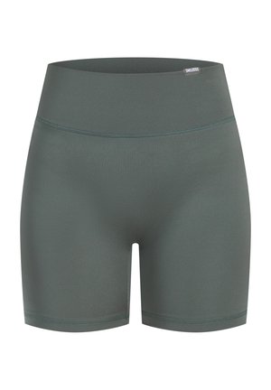 Fittende shorts in een gedempt groene kleur. Gemaakt van een gladde, rekbare stof met een hoge tailleband. Geen zichtbare patronen of hardwaredetails.