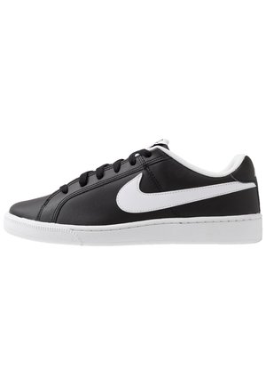 COURT ROYALE - Chaussures de skate - black/white