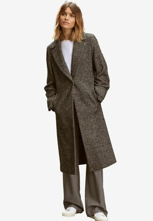 Friends Like These PETITE FIT - LONGLINE TAILORED SMART - Klasický kabát - black white