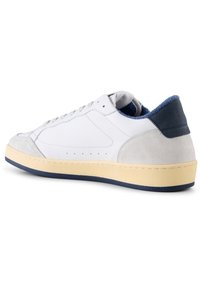 Shoe The Bear STB-BABTISTE LACE L - Sneakers basse - weiß / blau