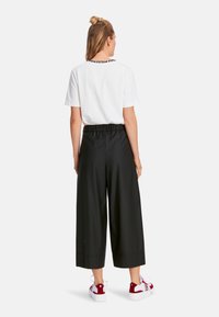 Marc Cain Stoffhose - black