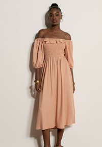 Non sélectionné, peach
