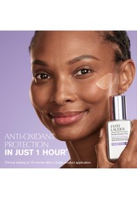 ESTÉE LAUDER PERFECTIONIST PRO RAPID FIRM + LIFT SERUM ACETYL HEXAPEPTIDES 8 + 9 - Sérum