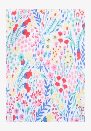 Patroonstof met een bloemenontwerp met rode, roze, blauwe en gele bloemen op een witte achtergrond; zachte textuur met een ribbelige uitstraling.