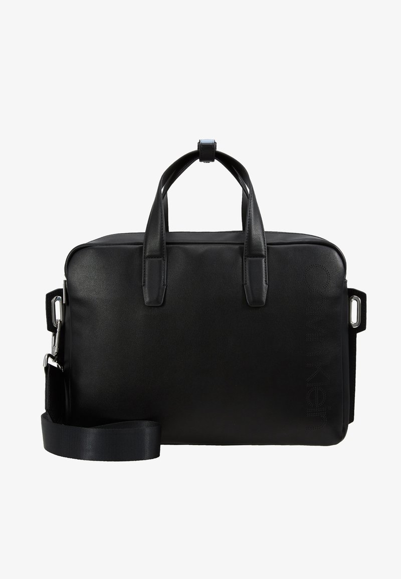 Sacoche pour ordinateur portable rectangulaire en cuir noir avec deux poignées et une bandoulière réglable, avec un logo discrètement embossé sur le côté.