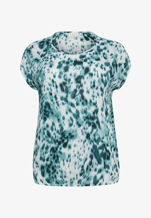 Bluză cu mânecă scurtă dintr-un material ușor și transparent, cu un model abstract în nuanțe de verde teal și negru pe un fundal alb; decolteu rotund și croi lejer.