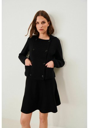 THORA - Neuletakki - black