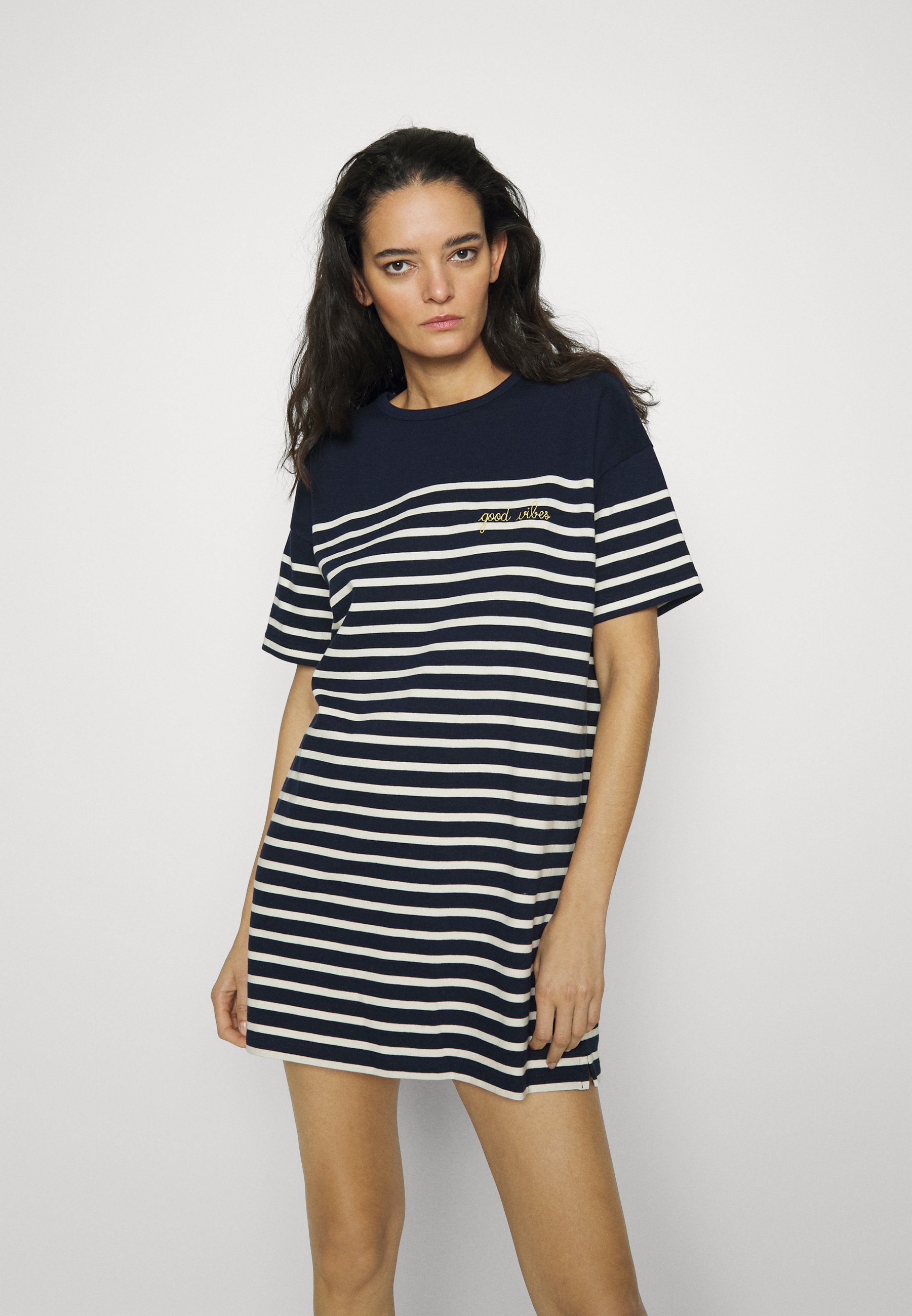 Robe Connectée Taille L (16) - Motif Pois - Sans Manches Longueur Genou - Neuf