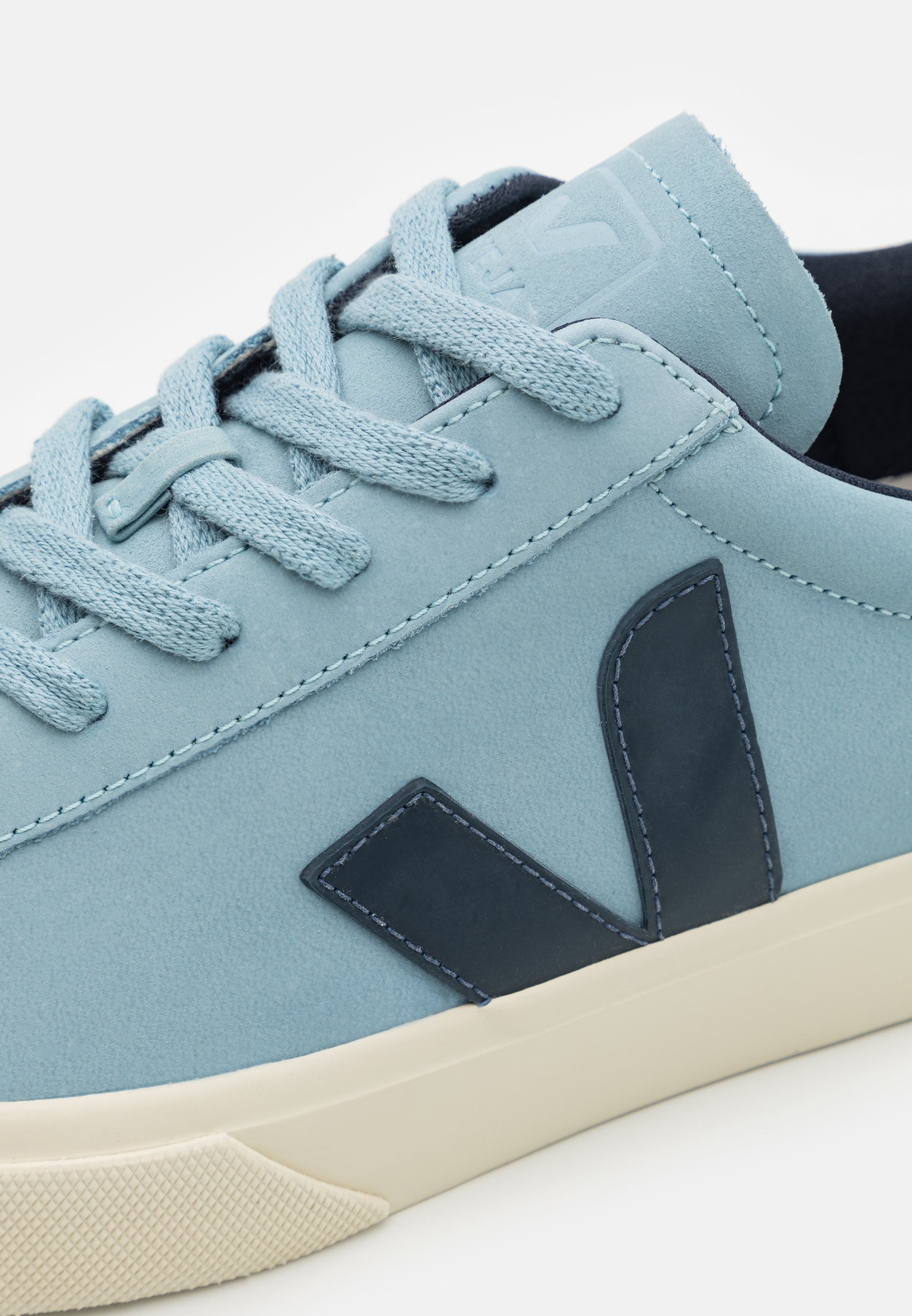Veja Heren Sneakers Blauw wit led sue combi sneaker | Van den Assem