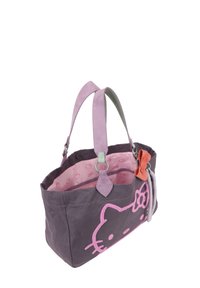 Sac fourre-tout en daim gris avec un design Hello Kitty rose, des anses violet clair et un intérieur rose mettant en avant un motif de petites têtes de chat.