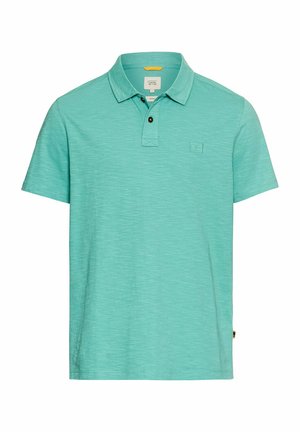 Helles Türkis Polohemd aus strukturiertem Stoff, mit kurzen Ärmeln, einer Knopfleiste mit zwei Knöpfen und einem kleinen Logo auf der linken Brust.