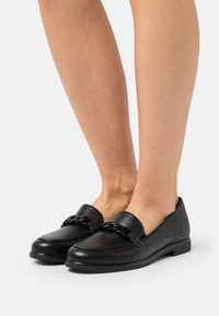 Jana Slip-ons - black