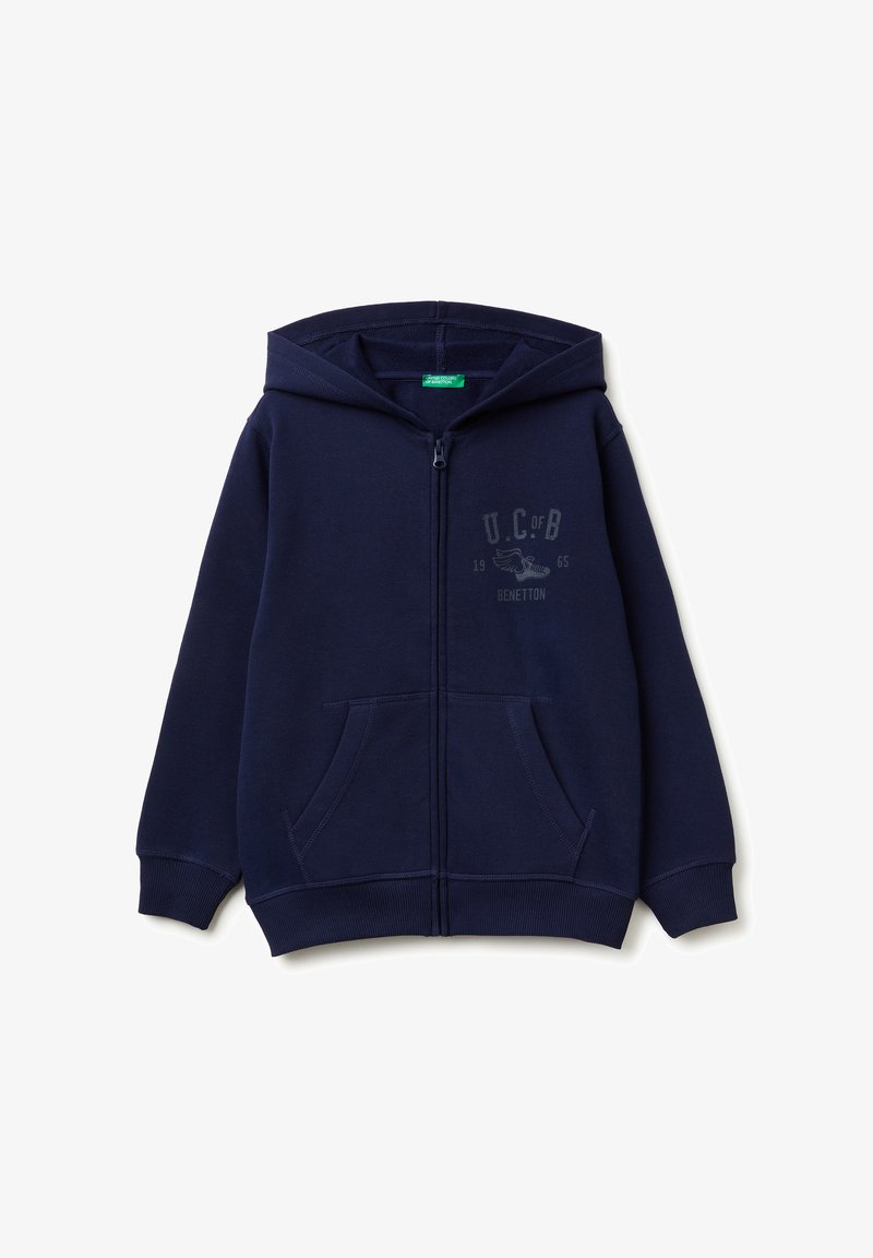 Felpa con zip di colore blu navy realizzata in misto cotone, con tasca anteriore, polsini a costine e una stampa logo discreta sul petto.