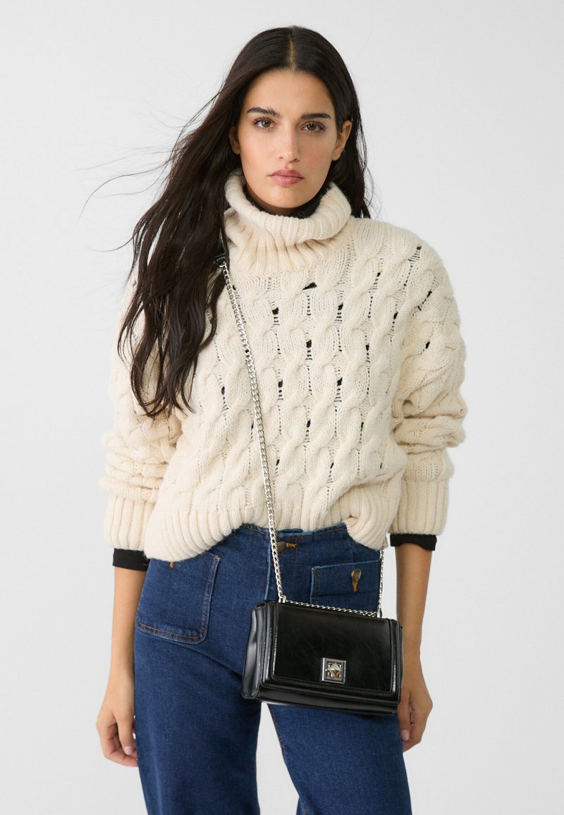 Square Closure Stradivarius SQUARE CLOSURE - Sac bandoulière - black/noir - ZALANDO.CH