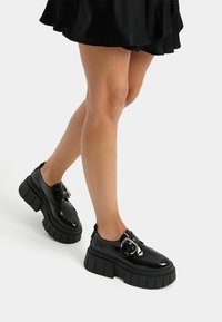 Bershka Slip-ins - black