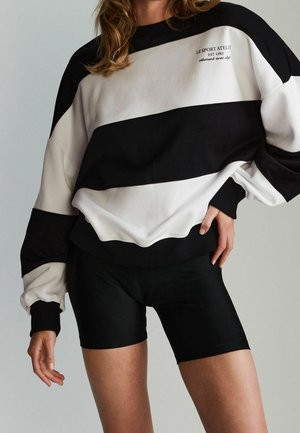 Sweatshirt - black