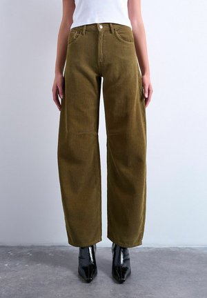 TSBRIANA SEHR NIEDRIGE BEINSCHNITT - Broek - light brown denim