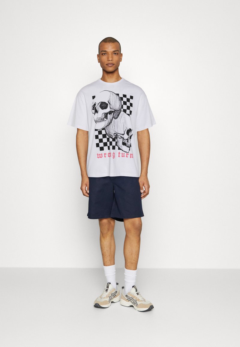 Jack & Jones - T-shirt imprimé sur la poitrine - Blanc