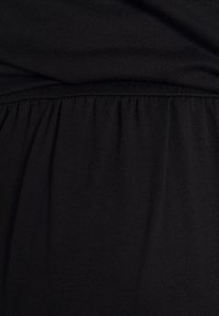 Envie de Fraise Vestido de malha - black