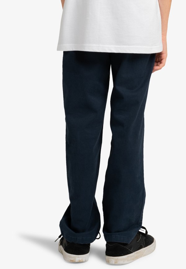 HOWLAND CLASSIC NDPT KHA - Trousers4