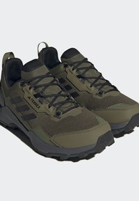 Adidas Terrex AX4 oliwkowy