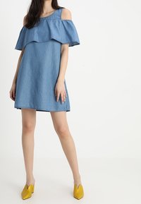 VILA Vapaa-ajan mekko - blue denim