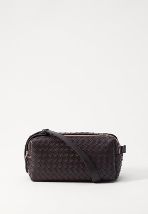 Elleme TROUSSE - Kabelka - brown