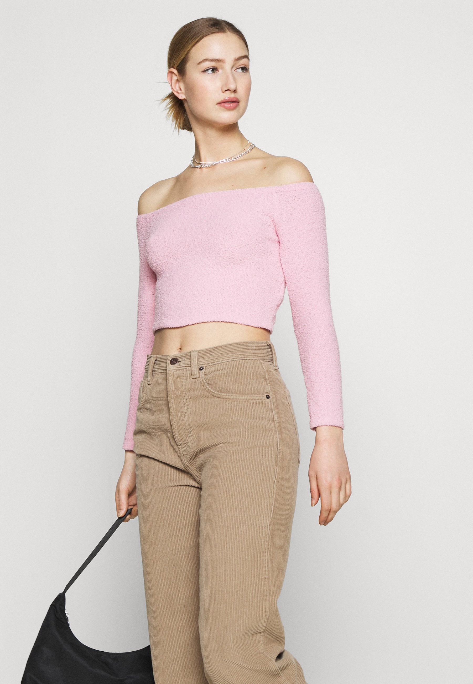 Damen FIA - Strickpullover Damen FIA - Strickpullover