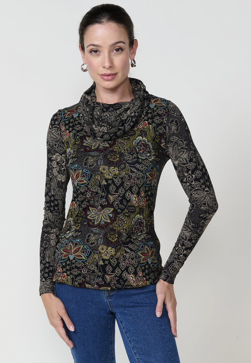 Langärmliges schwarzes Oberteil mit bunten Blumenmustern, Design mit Schal-Kragen und taillierter Form, aus strukturiertem Stretchstoff gefertigt.