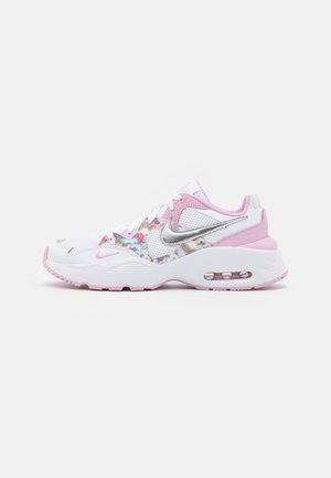 sneakersy niskie