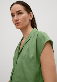 comma Button-down blouse - bright green