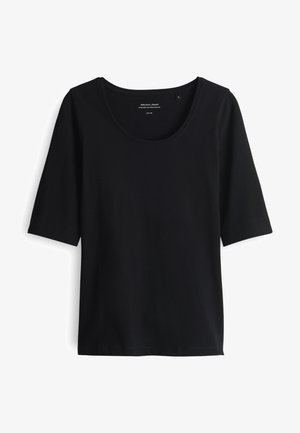 Zwart T-shirt met korte mouwen en een ronde hals, gemaakt van gladde stof, plat gelegd tegen een witte achtergrond.