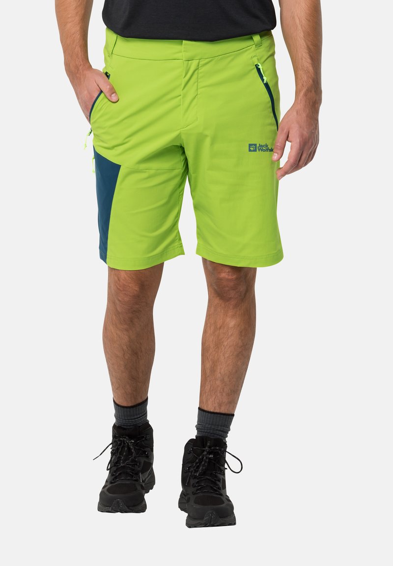 Jack Wolfskin GLASTAL  - Outdoor Shorts - fresh green