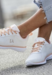LASCANA SNEAKER - Tenisice - weiß rosé