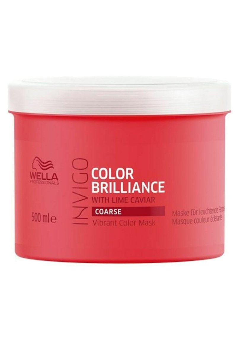 Rode kunststof container met een wit deksel, gelabeld "Wella Professionals Invigo Color Brilliance," voor stug haar; capaciteit van 500 ml.