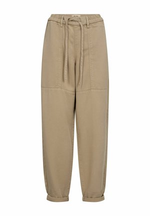 Beige, legere Hose mit hoher Taille, Kordelzug, Fronttaschen, Nahtdetails und hochgekrempelten Bündchen auf weißem Hintergrund.