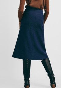 Massimo Dutti Jupe trapèze - dark blue