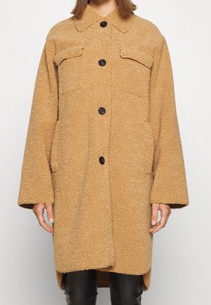 Mantel - brown