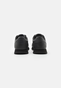 Tommy Jeans RUNNER - Zapatillas - triple black
