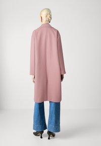 SOMETHINGNEW SNMICHELLE COAT - Klasisks mētelis - pink nectar